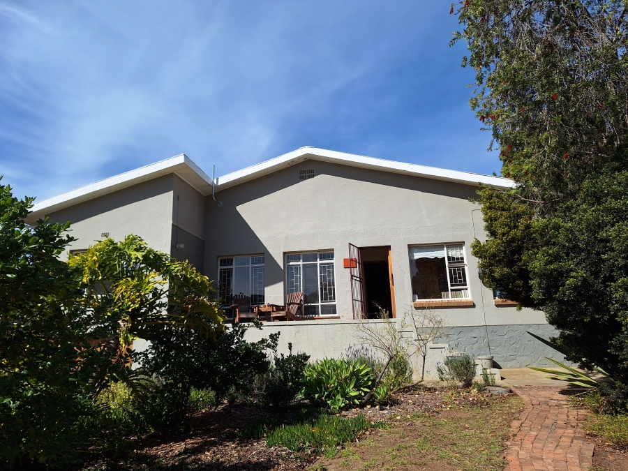 4 Bedroom Property for Sale in Barrydale Western Cape